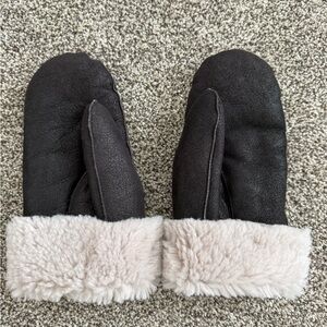 Overland B-3 Sheepskin lined Mittens Size Small
